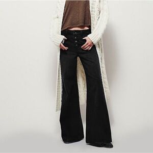 Free People Black Avendale Wide Leg Button Fly Jeans size 24